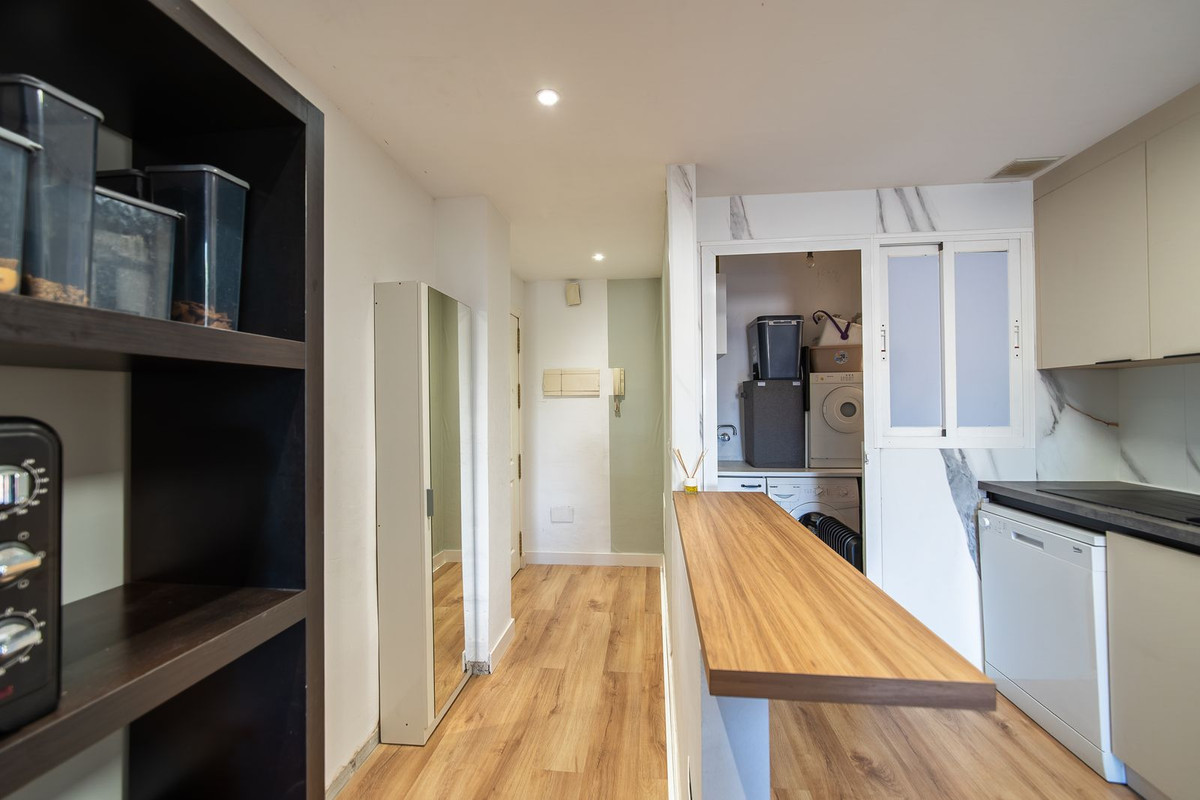 Appartement te koop in Fuengirola | 2 slaapkamers H5411668