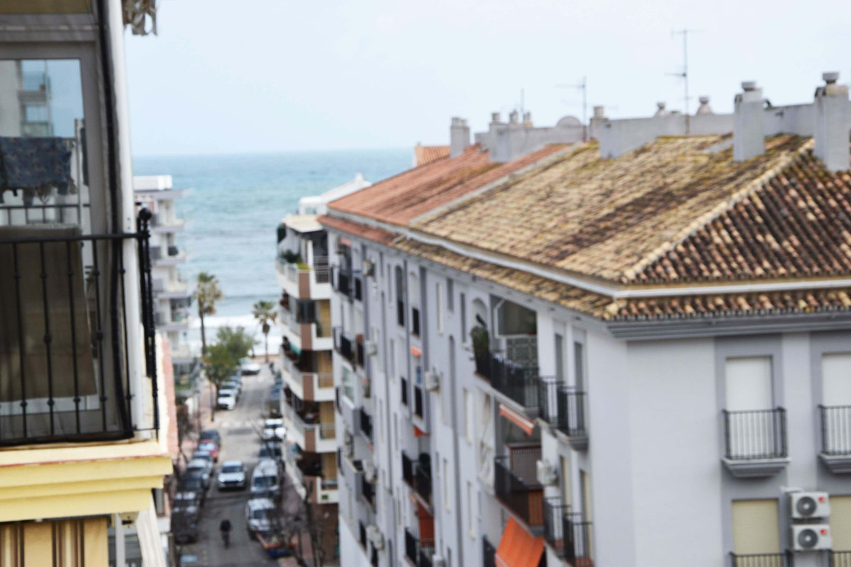 Appartement te koop in Fuengirola | 4 slaapkamers H5412280