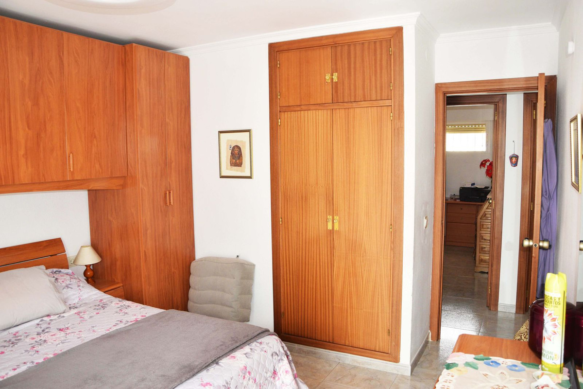 Appartement te koop in Fuengirola | 4 slaapkamers H5412280