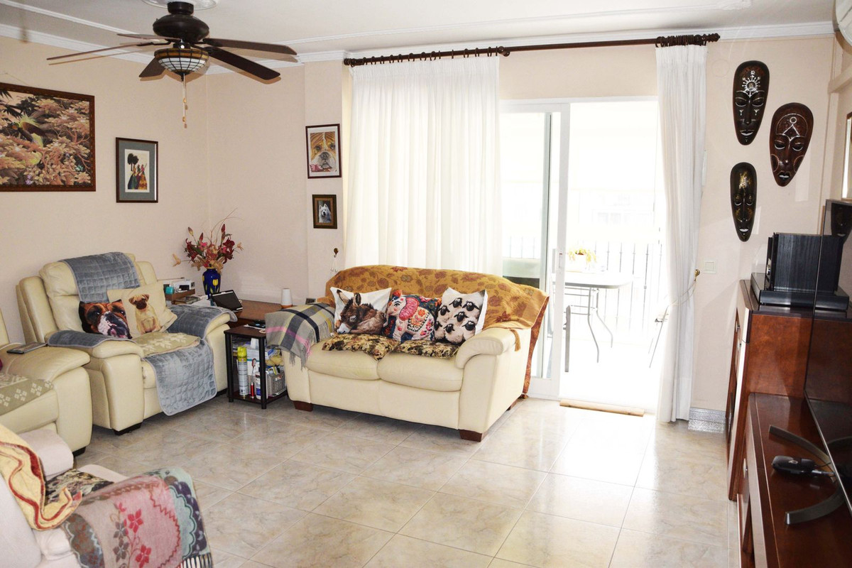 Appartement te koop in Fuengirola | 4 slaapkamers H5412280