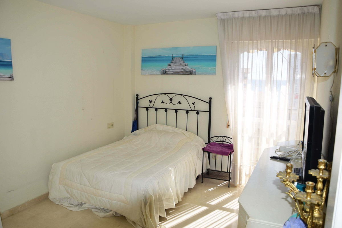 Appartement te koop in Fuengirola | 2 slaapkamers H5412307
