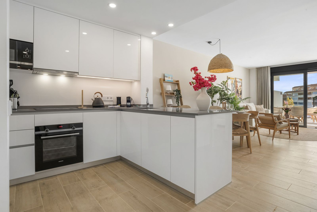 Appartement te koop in Fuengirola | 2 slaapkamers H5412529