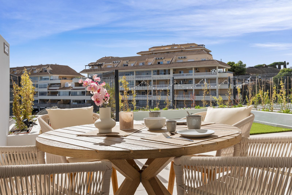 Appartement te koop in Fuengirola | 2 slaapkamers H5412529