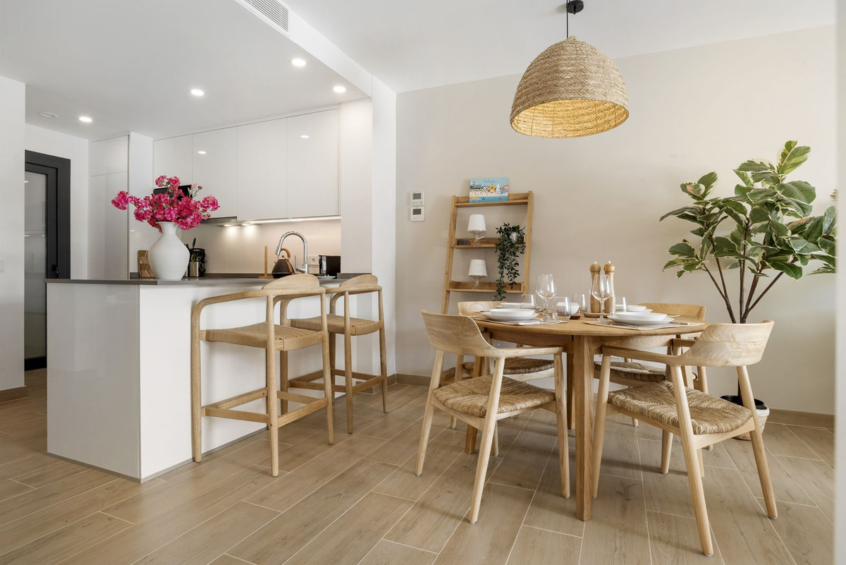 Appartement te koop in Fuengirola | 2 slaapkamers H5412529