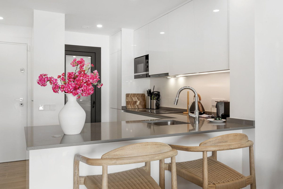 Appartement te koop in Fuengirola | 2 slaapkamers H5412529