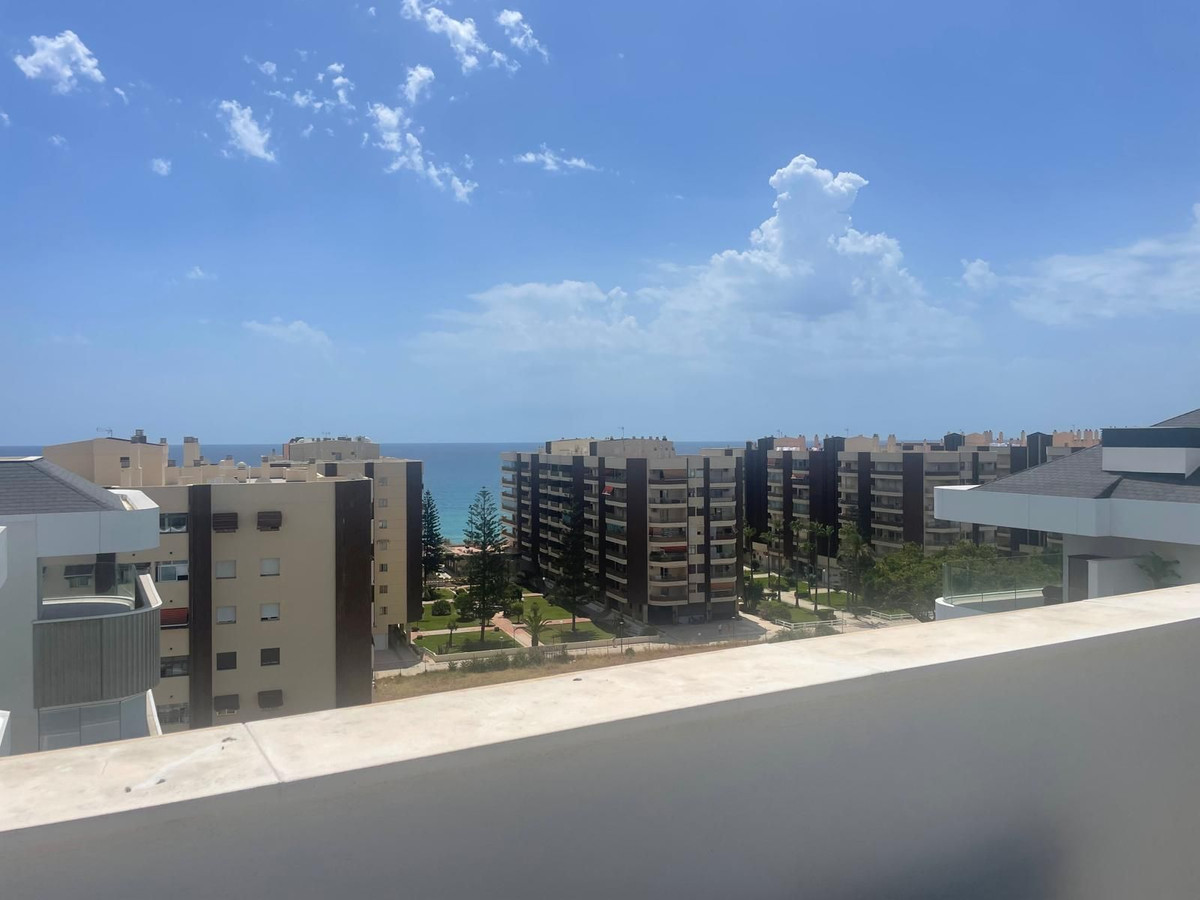 Penthouse te koop in Fuengirola | 3 slaapkamers H5414467