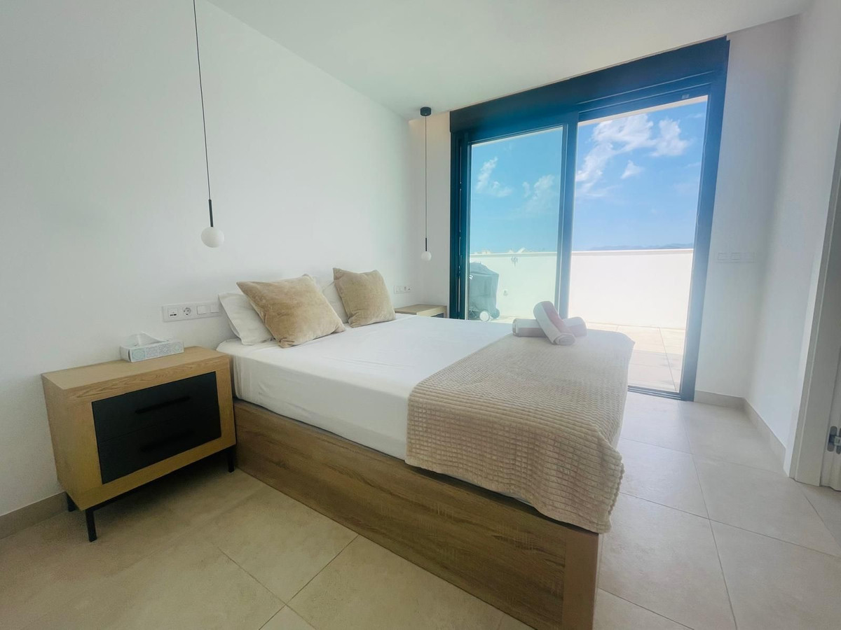 Penthouse te koop in Fuengirola | 3 slaapkamers H5414467