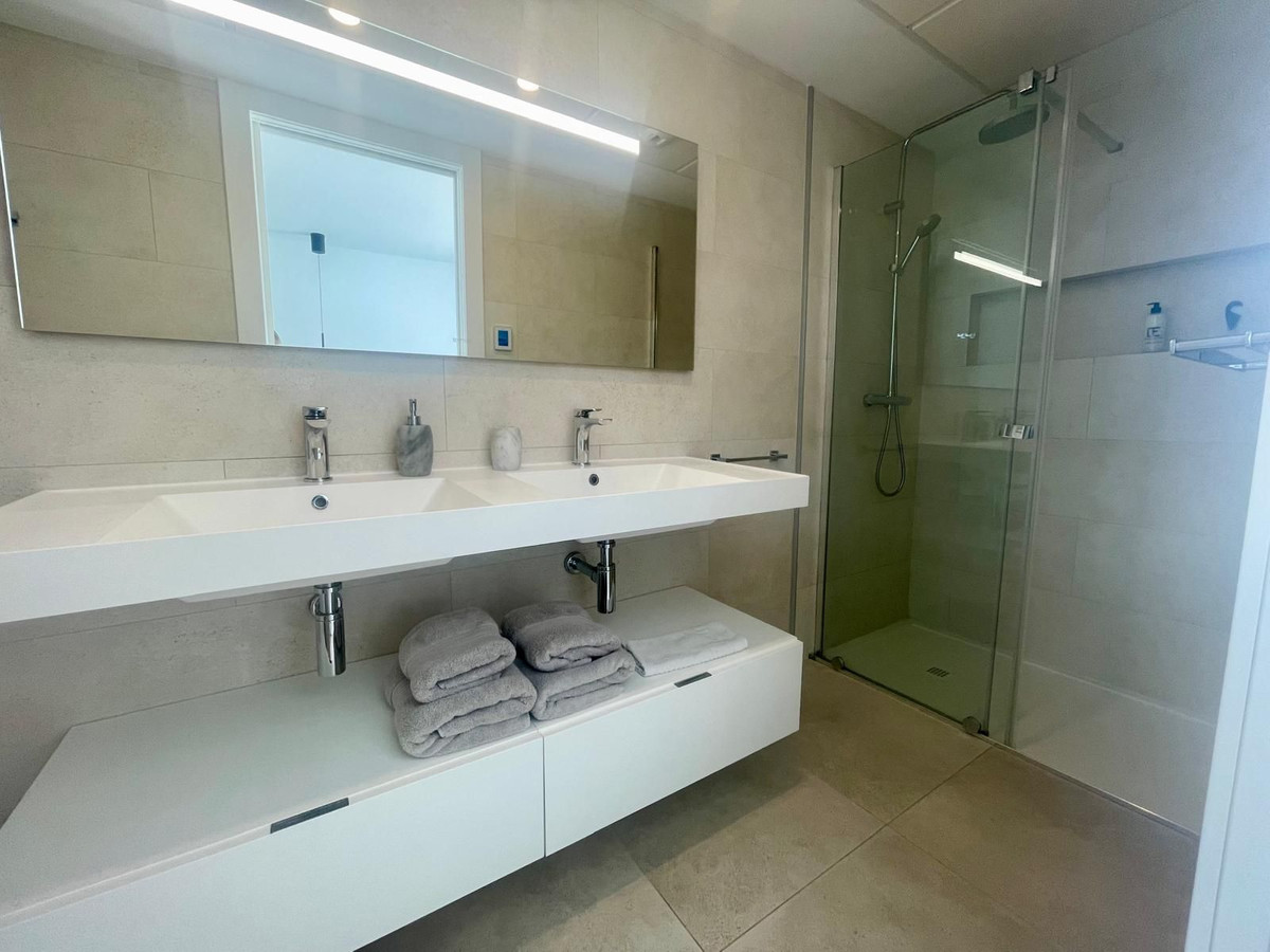 Penthouse te koop in Fuengirola | 3 slaapkamers H5414467