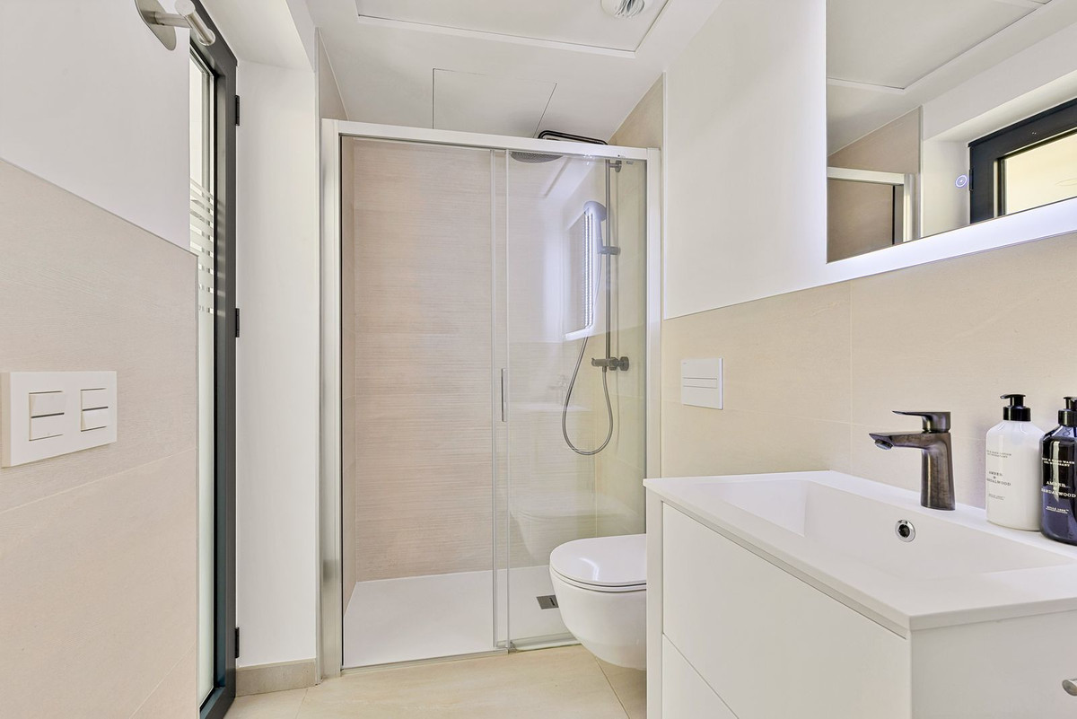 Appartement te koop in Fuengirola | 3 slaapkamers H5417158