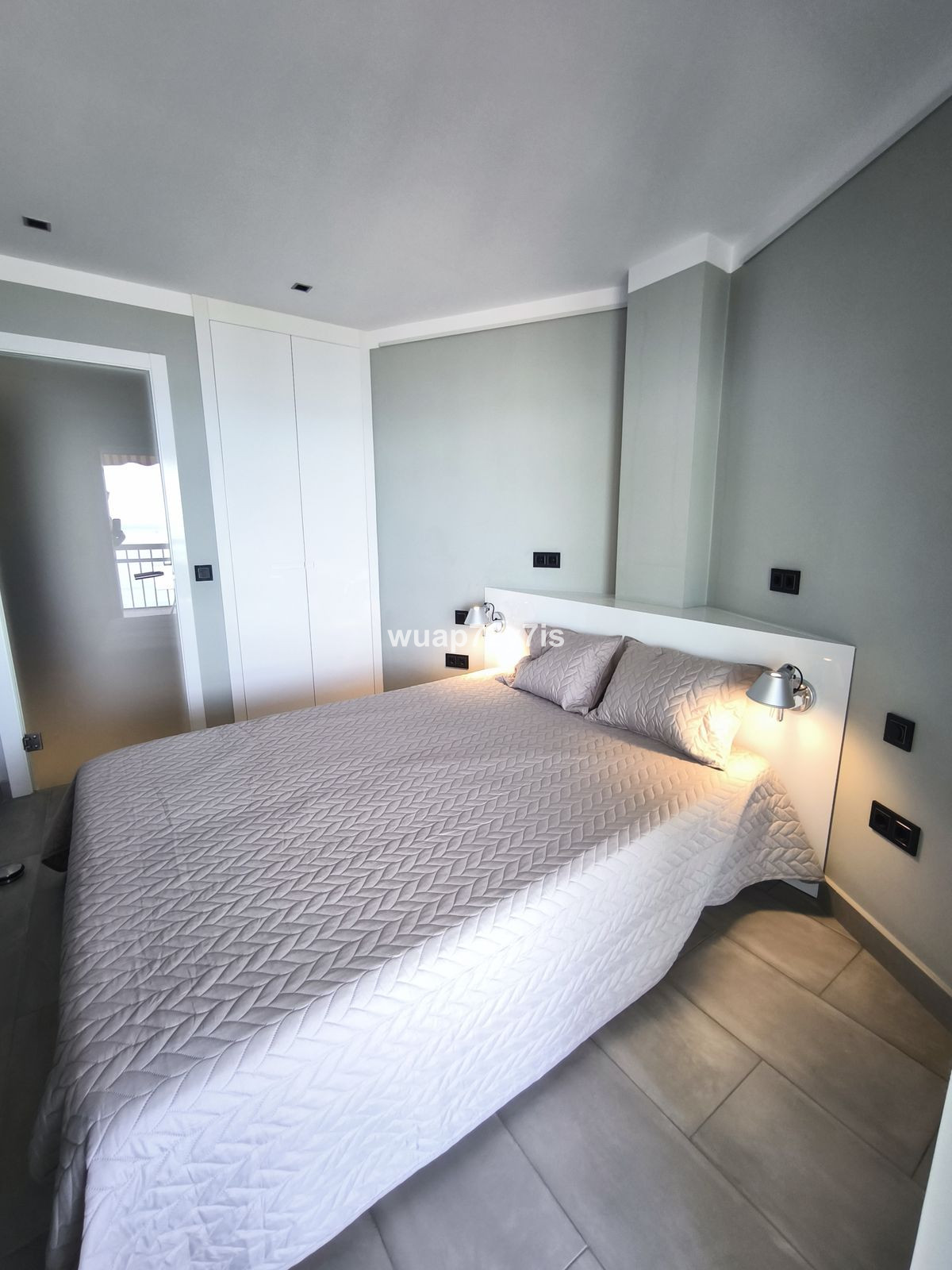 Property main view 33