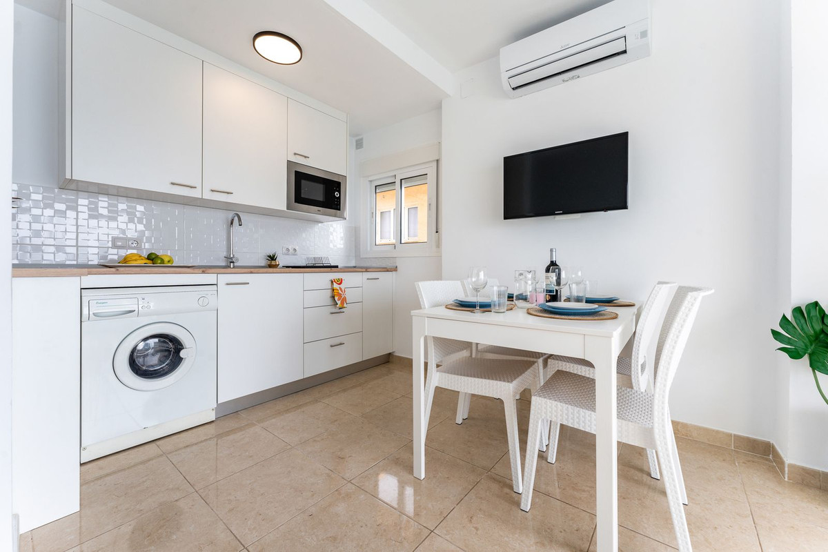 Appartement te koop in Fuengirola | 2 slaapkamers H5422417