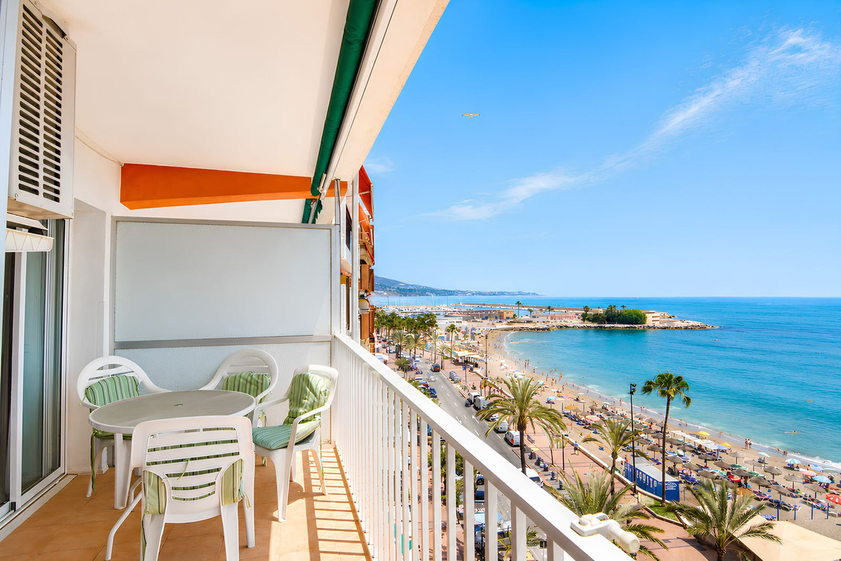 Appartement te koop in Fuengirola | 2 slaapkamers H5423239