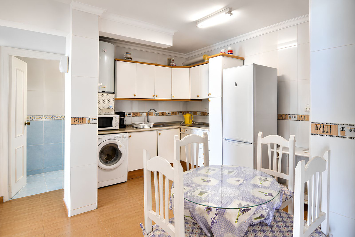 Appartement te koop in Fuengirola | 2 slaapkamers H5423239