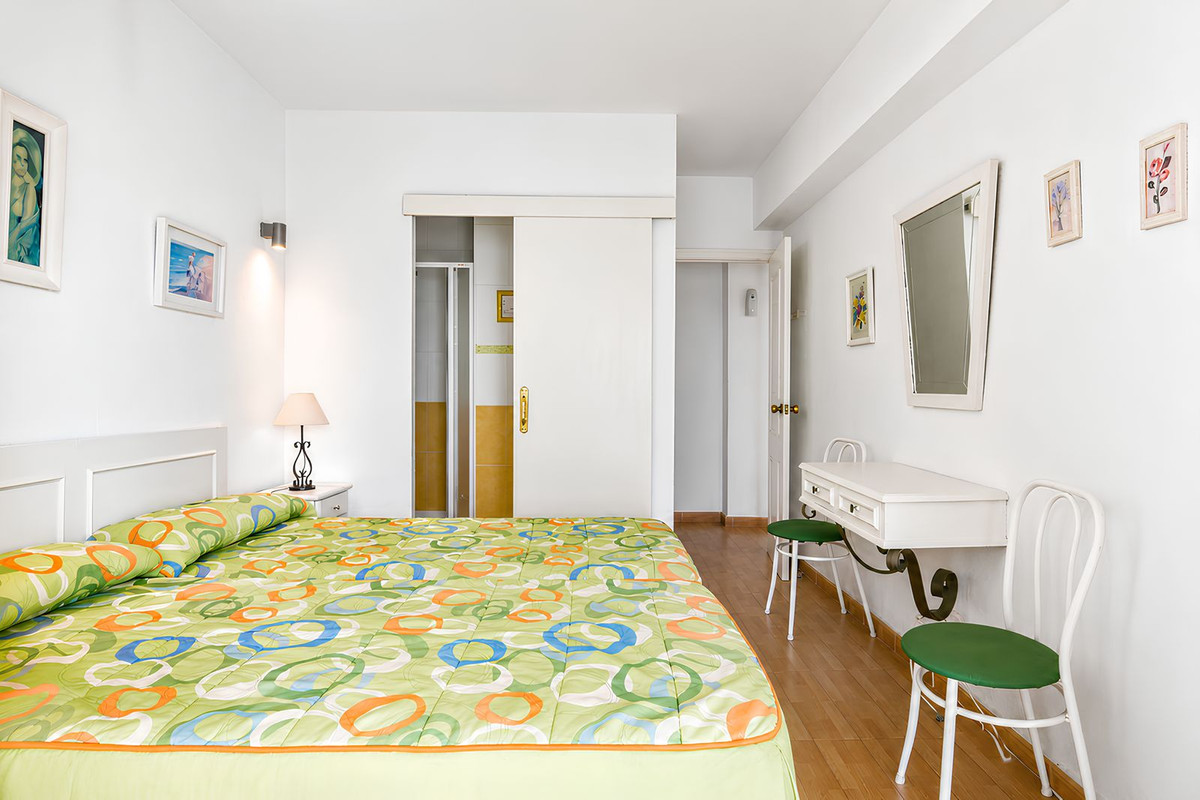 Appartement te koop in Fuengirola | 2 slaapkamers H5423239