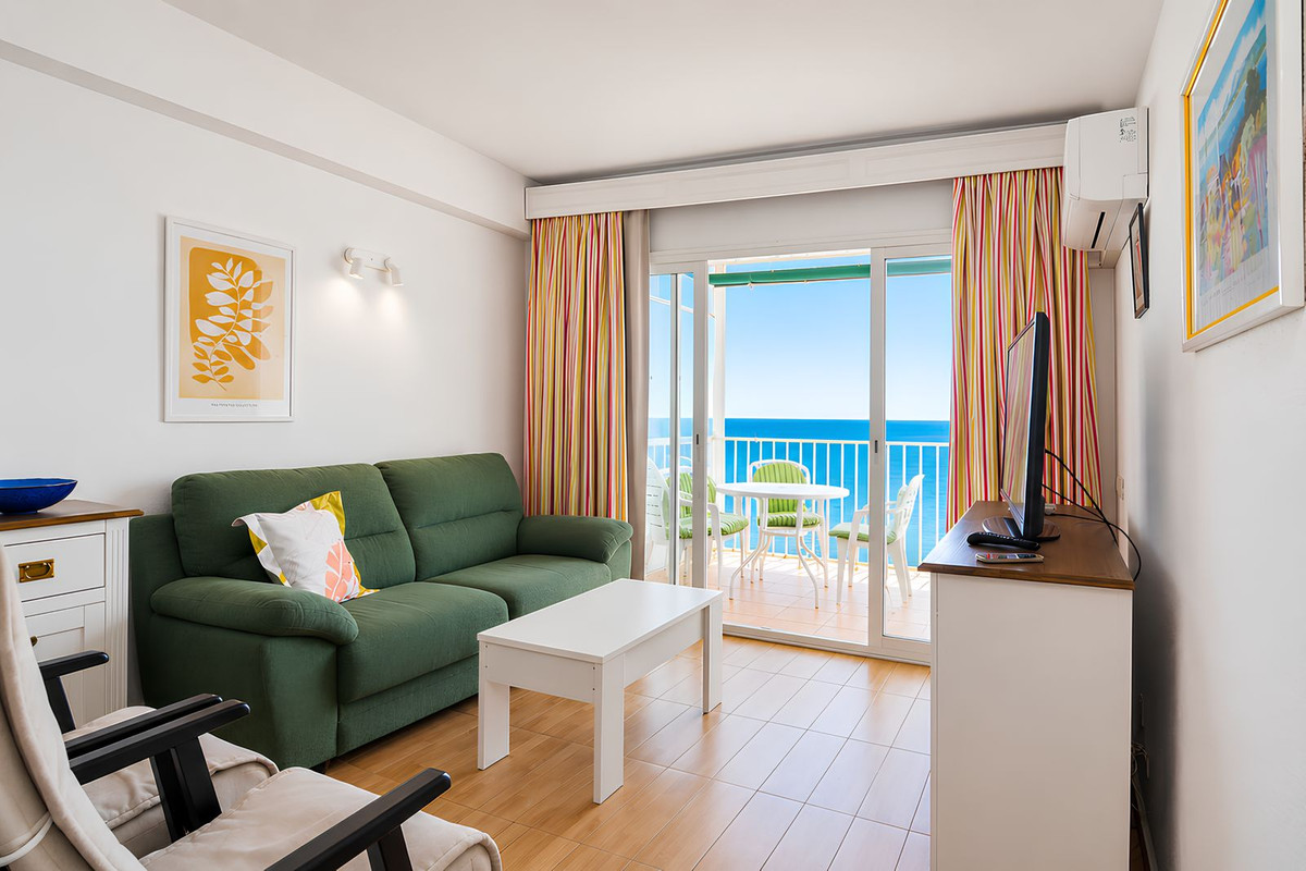 Appartement te koop in Fuengirola | 2 slaapkamers H5423239
