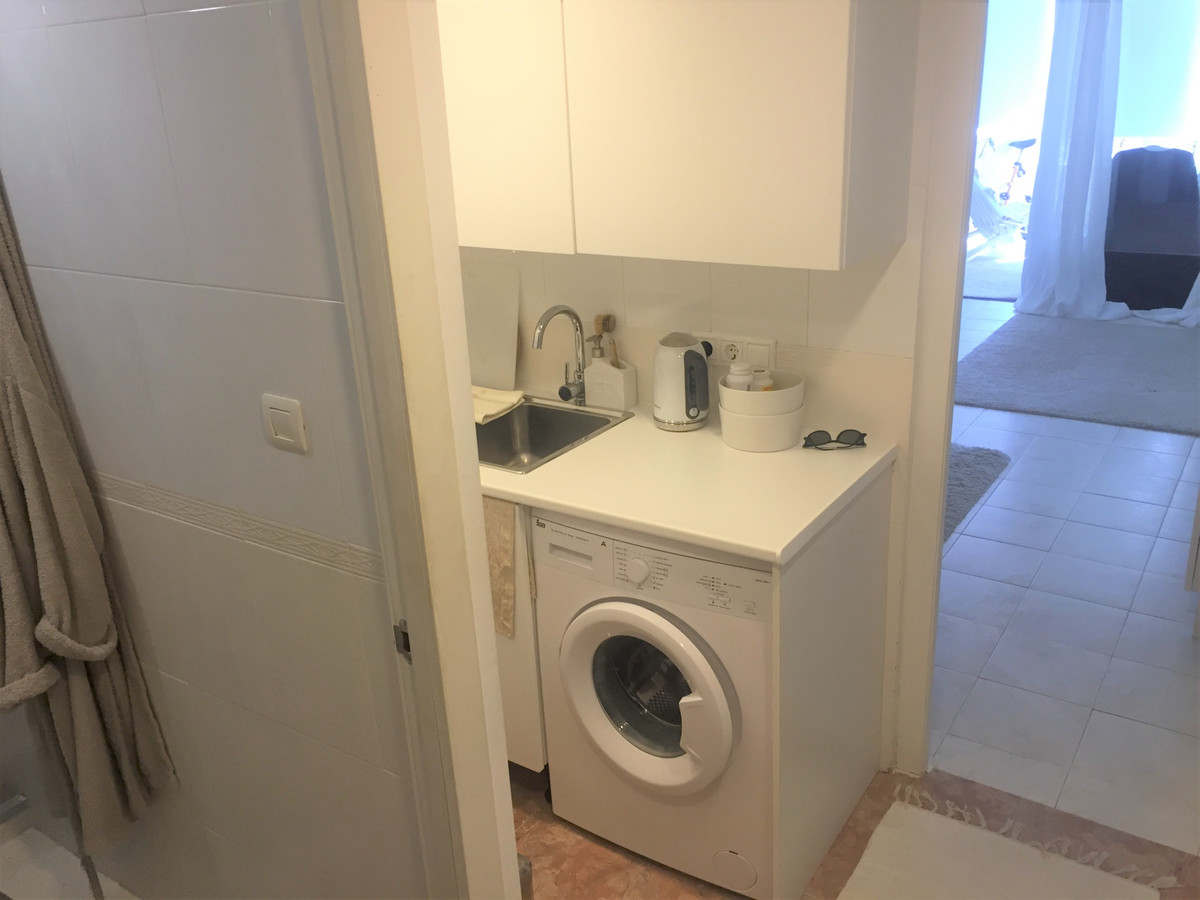 Appartement te koop in Fuengirola | 1 slaapkamers H5425135