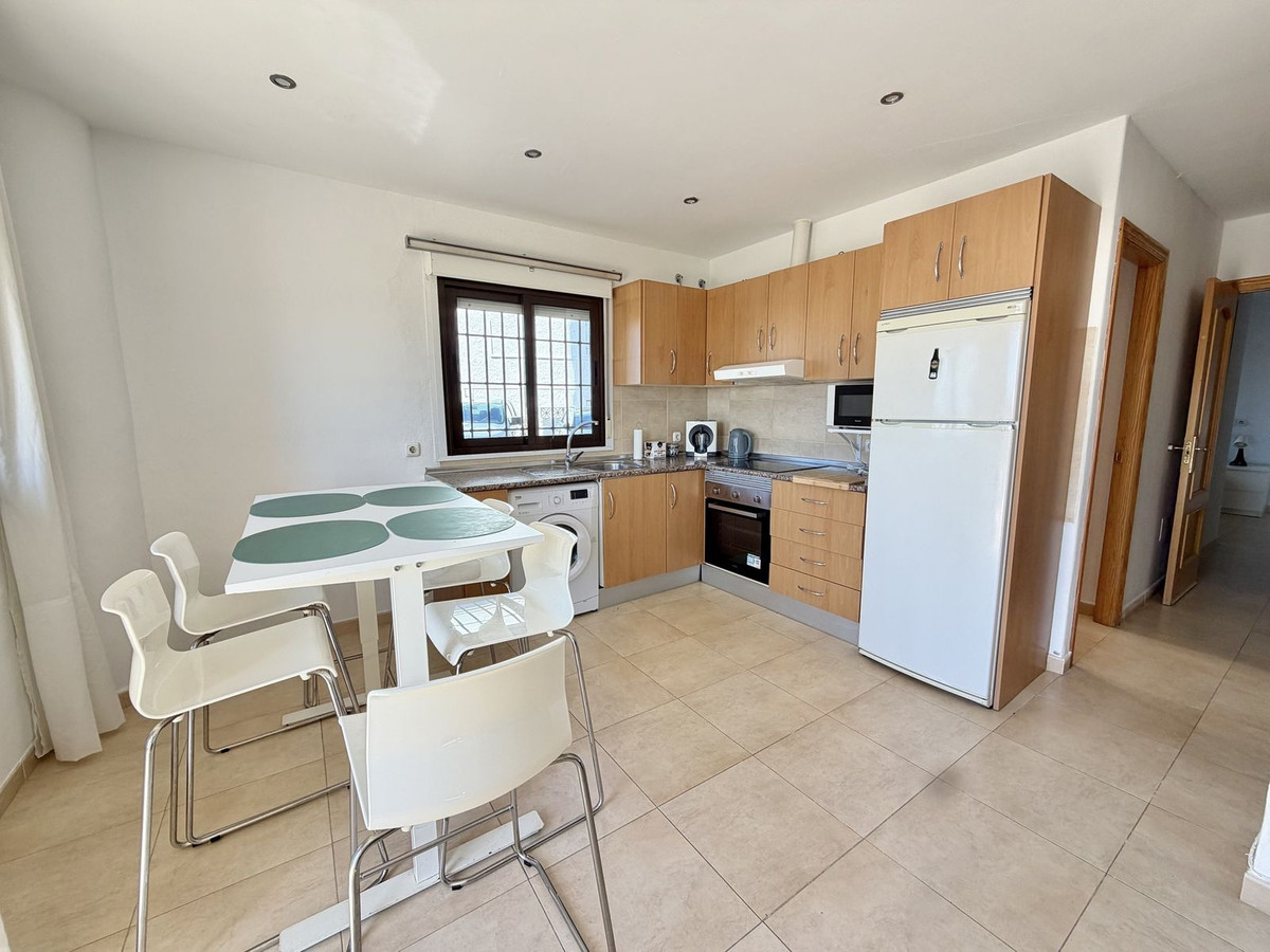 Appartement te koop in Fuengirola | 3 slaapkamers H5425183