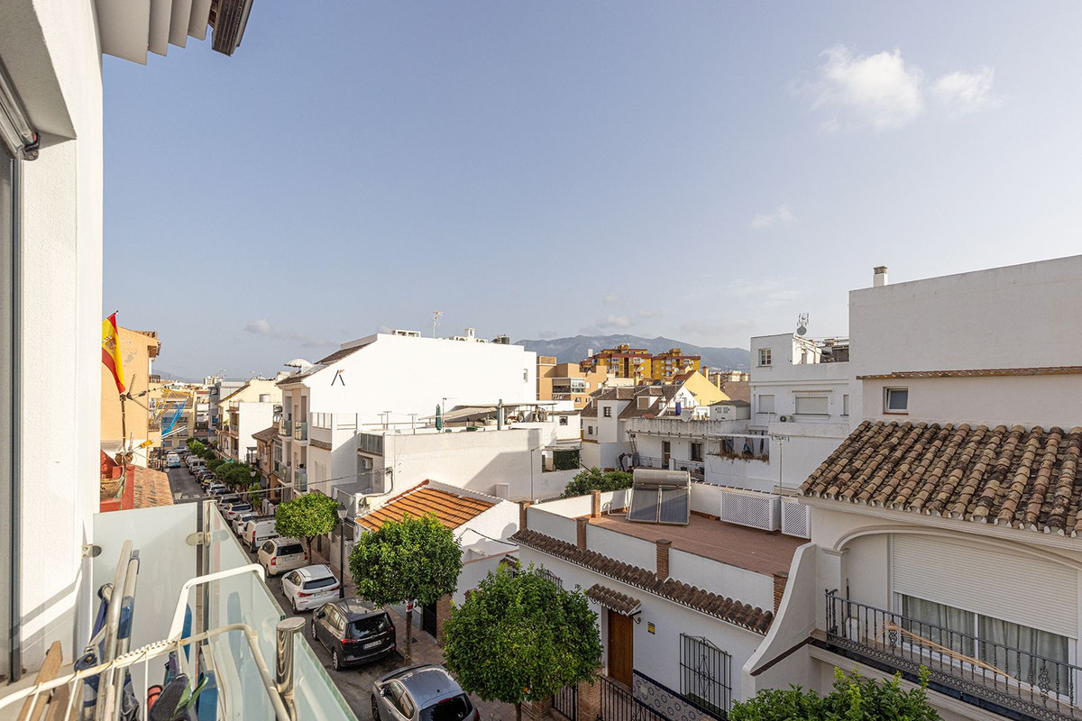 Appartement te koop in Fuengirola | 2 slaapkamers H5425231