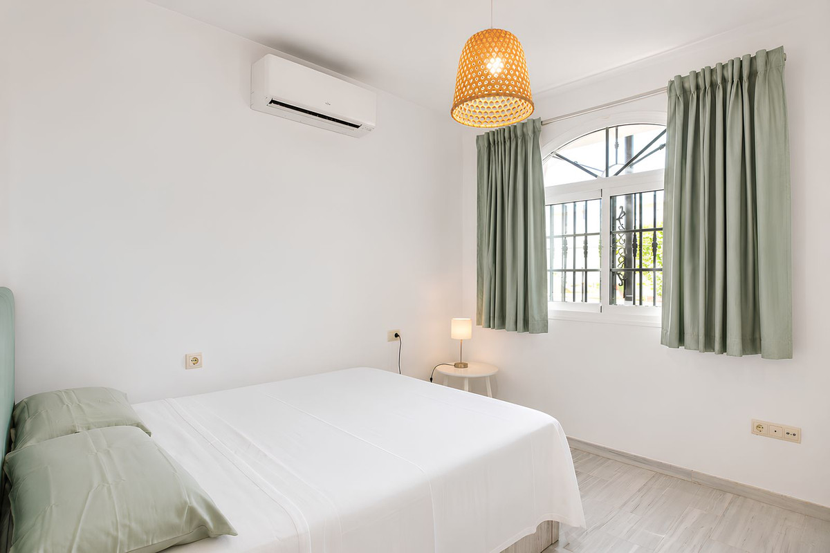 Appartement te koop in Fuengirola | 2 slaapkamers H5430310