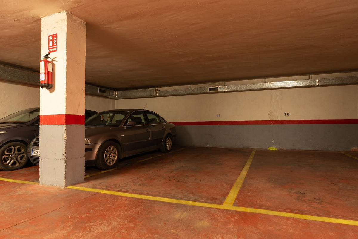 Appartement te koop in Fuengirola | 2 slaapkamers H5431126
