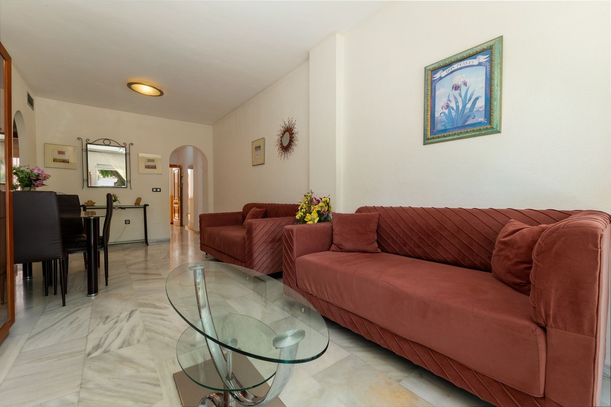 Appartement te koop in Fuengirola | 2 slaapkamers H5431126