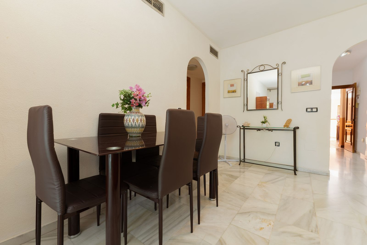 Appartement te koop in Fuengirola | 2 slaapkamers H5431126