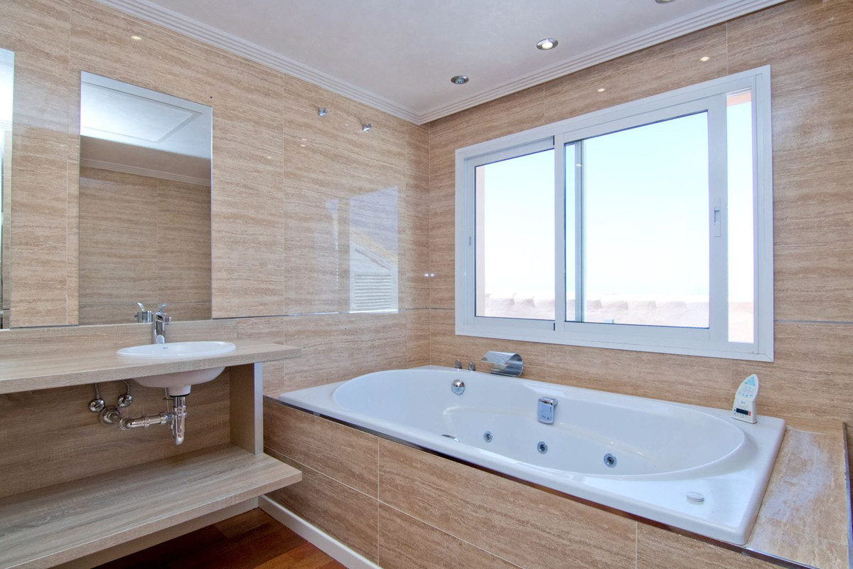 Penthouse te koop in Fuengirola | 2 slaapkamers H5431132
