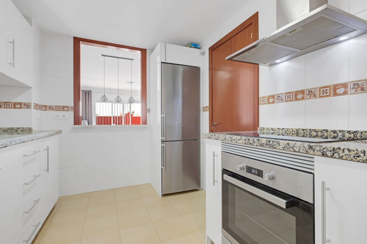Appartement te koop in Fuengirola | 2 slaapkamers H5431723