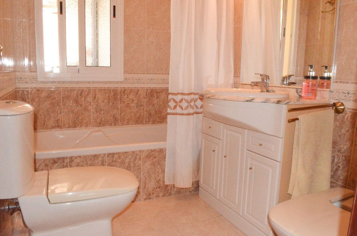 Appartement te koop in Fuengirola | 3 slaapkamers H5434003