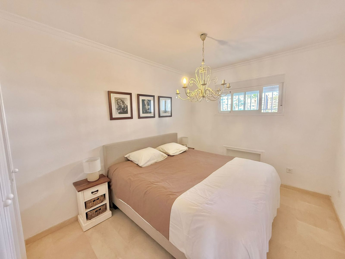 Appartement te koop in Fuengirola | 2 slaapkamers H5435824