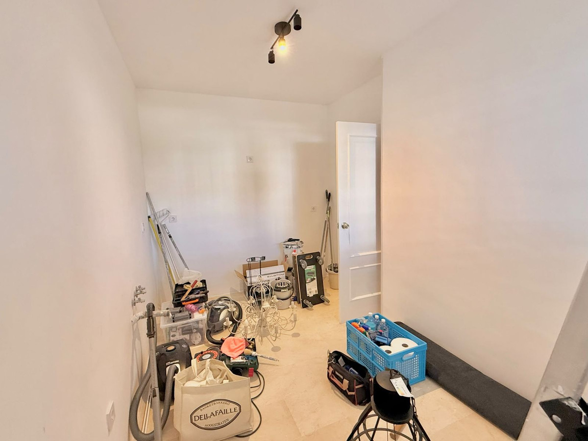 Appartement te koop in Fuengirola | 2 slaapkamers H5435824