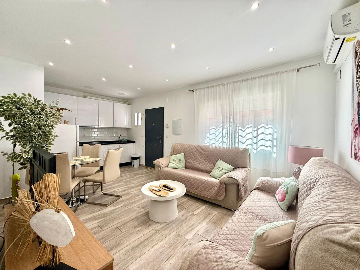Appartement te koop in Fuengirola | 2 slaapkamers H5435857