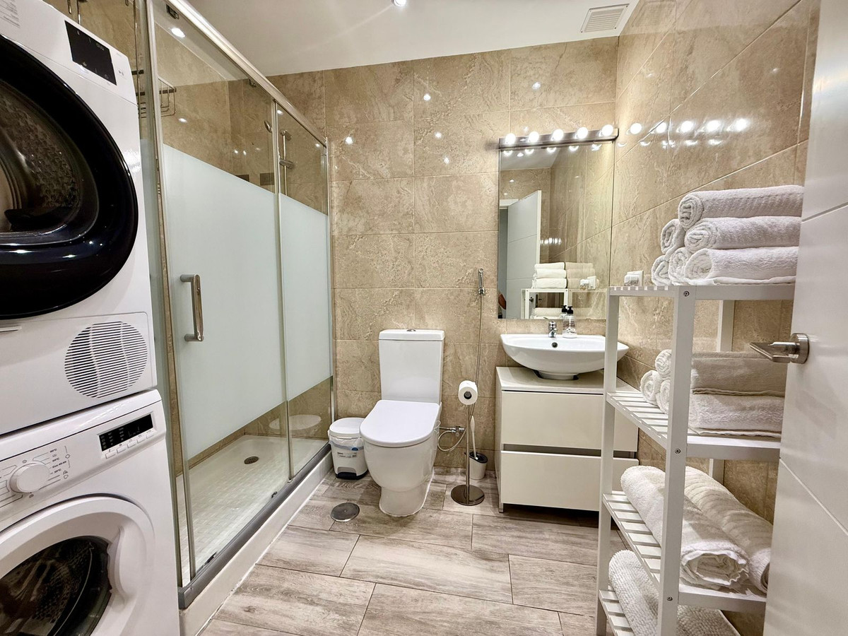 Appartement te koop in Fuengirola | 2 slaapkamers H5435857