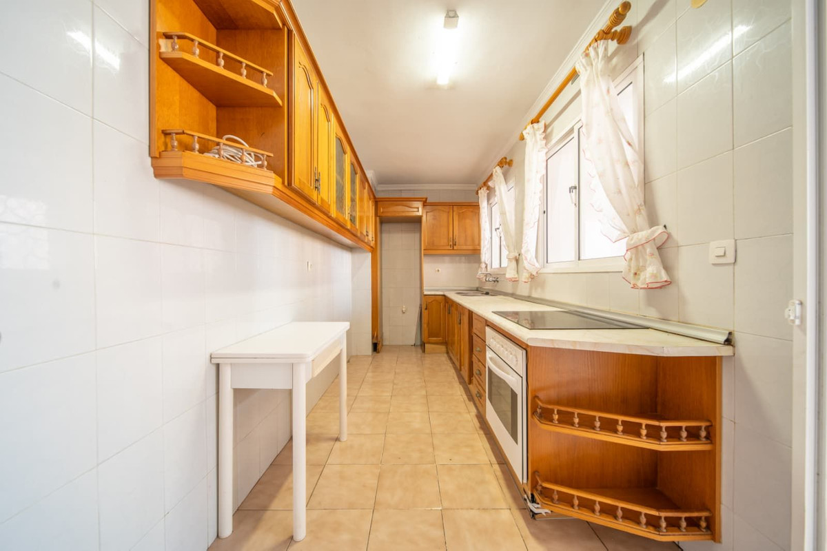 Appartement te koop in Fuengirola | 4 slaapkamers H5438476