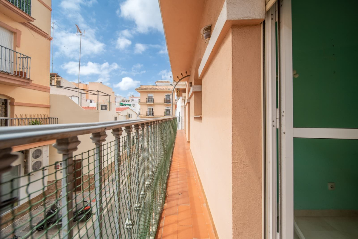 Appartement te koop in Fuengirola | 4 slaapkamers H5438476