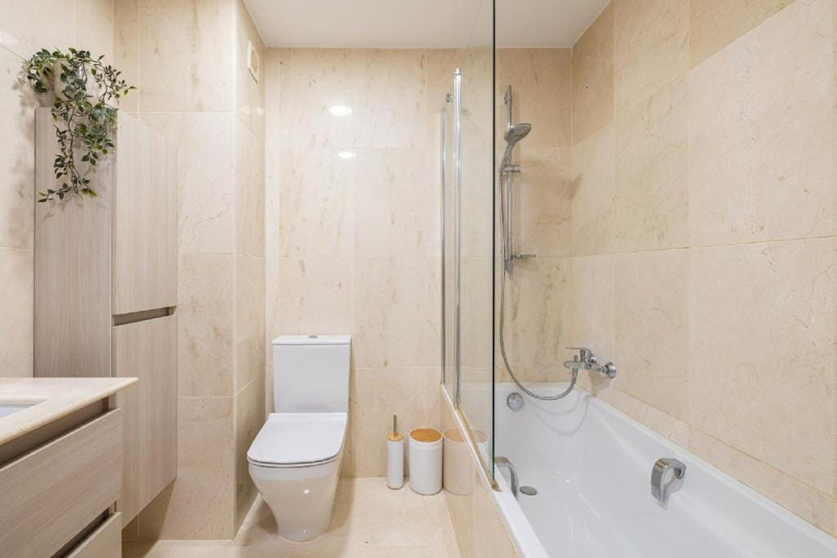 Appartement te koop in Fuengirola | 3 slaapkamers H5441791