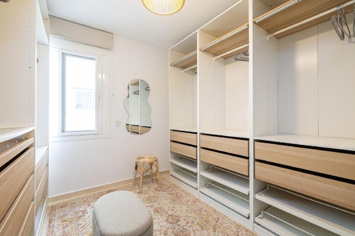 Appartement te koop in Fuengirola | 3 slaapkamers H5441791
