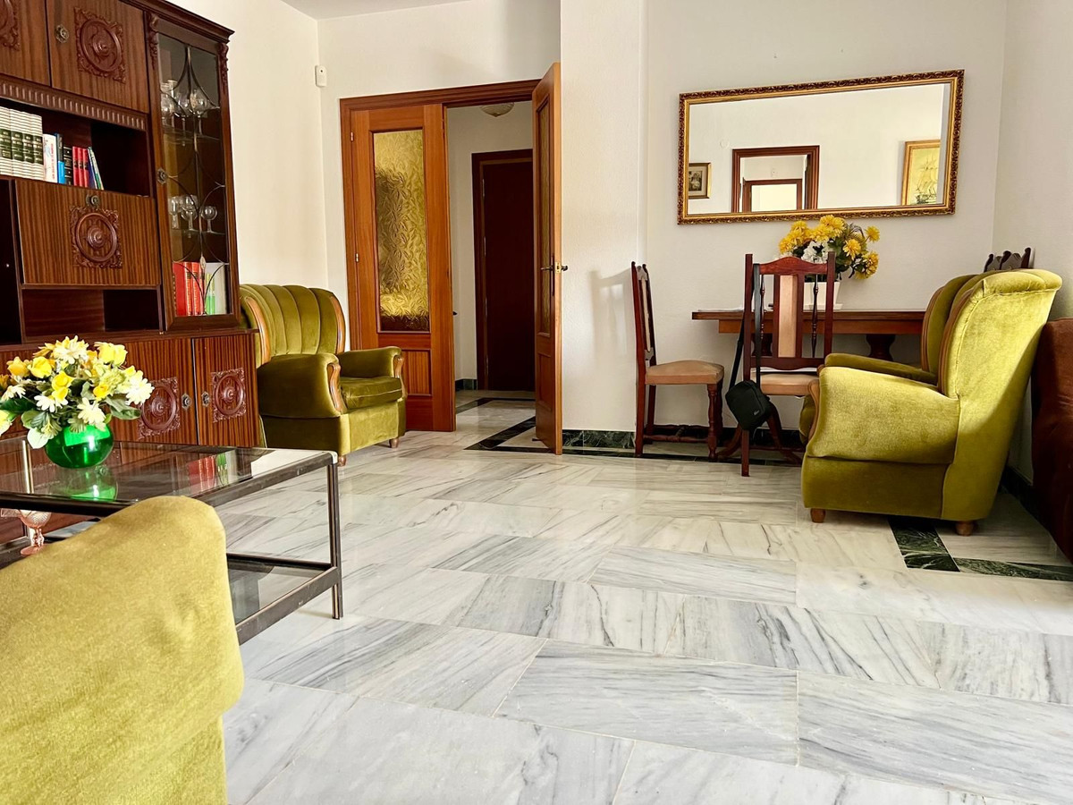 Appartement te koop in Fuengirola | 4 slaapkamers H5442208