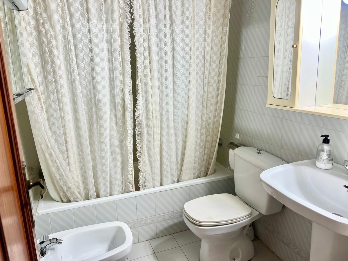 Appartement te koop in Fuengirola | 4 slaapkamers H5442208