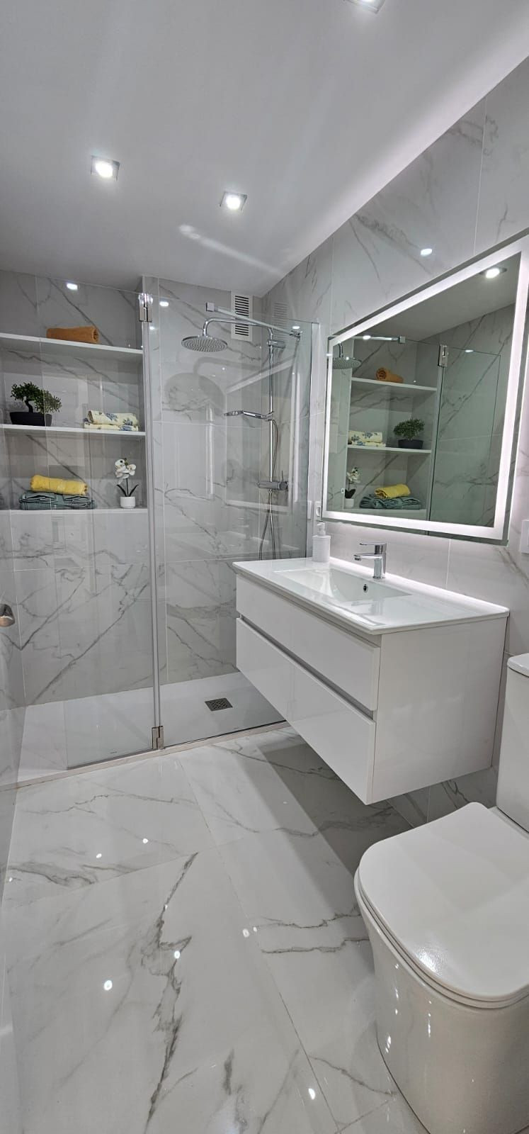 Appartement te koop in Fuengirola | 1 slaapkamers H5445226