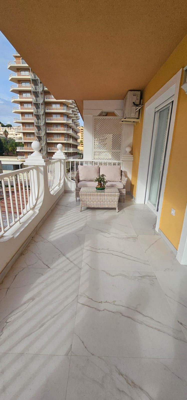 Appartement te koop in Fuengirola | 1 slaapkamers H5445226