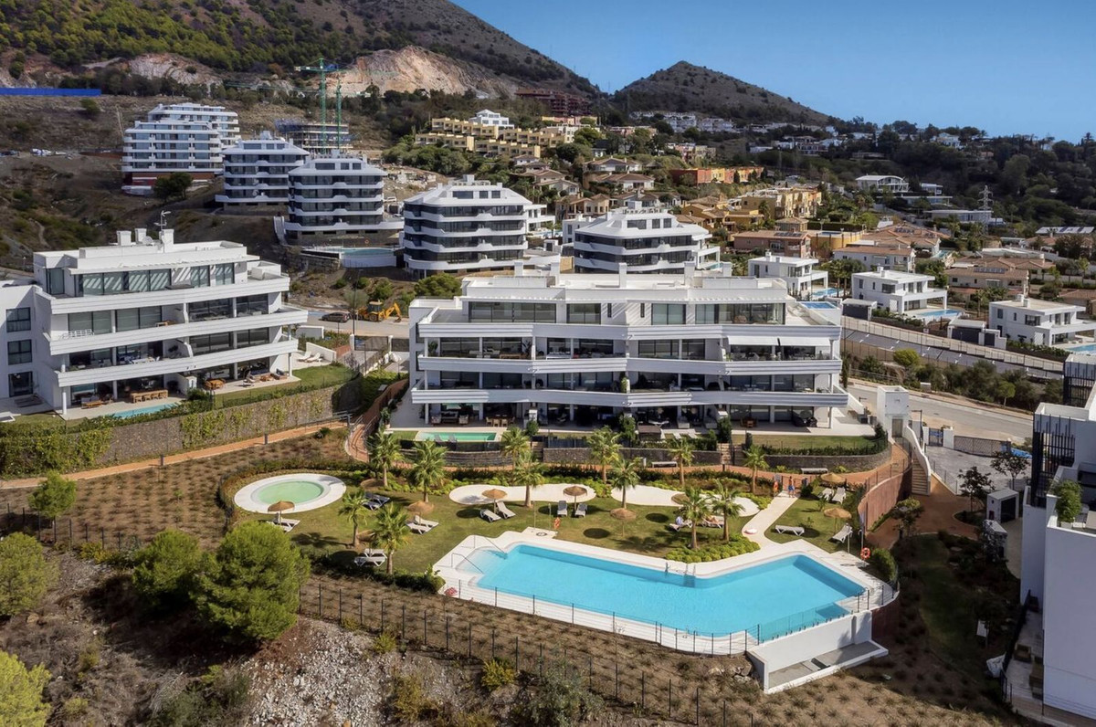Appartement te koop in Fuengirola | 3 slaapkamers H5447329