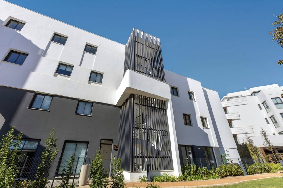 Appartement te koop in Fuengirola | 3 slaapkamers H5447329