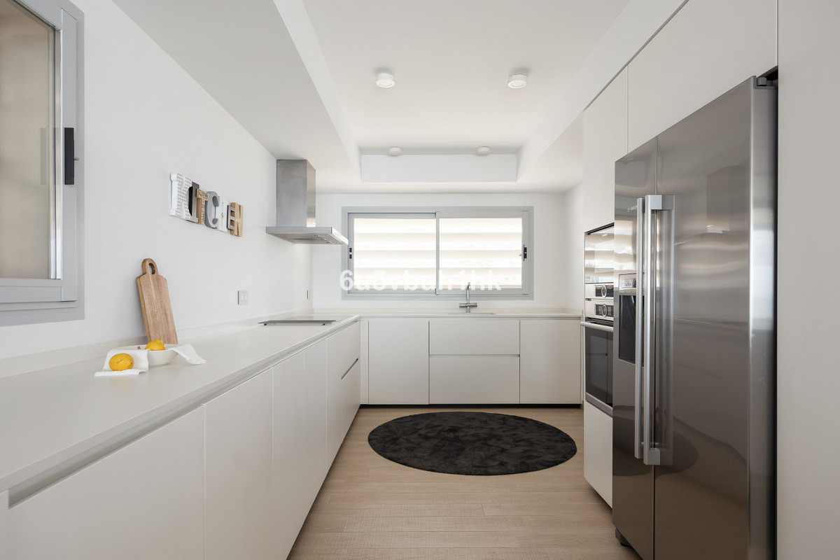 Appartement te koop in Fuengirola | 4 slaapkamers H5448022