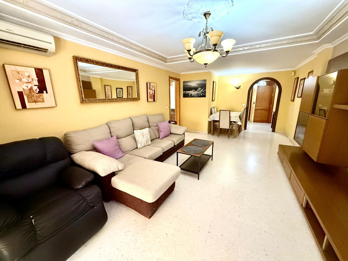 Appartement te koop in Fuengirola | 3 slaapkamers H5448100