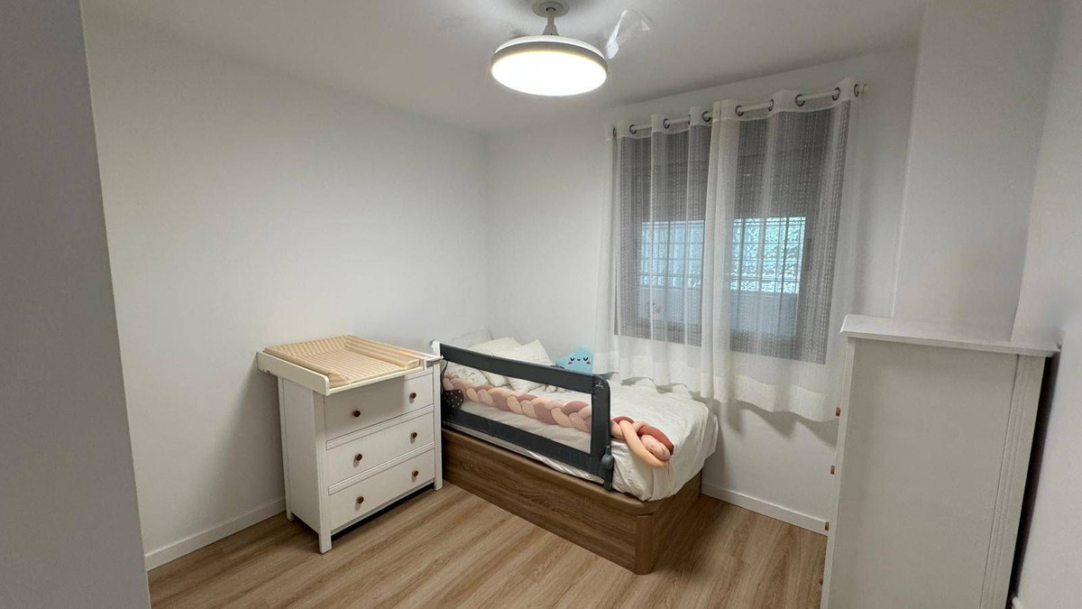 Appartement te koop in Fuengirola | 2 slaapkamers H5450443