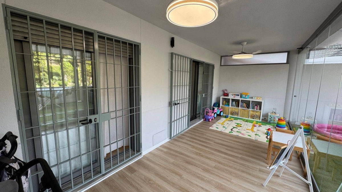 Appartement te koop in Fuengirola | 2 slaapkamers H5450443