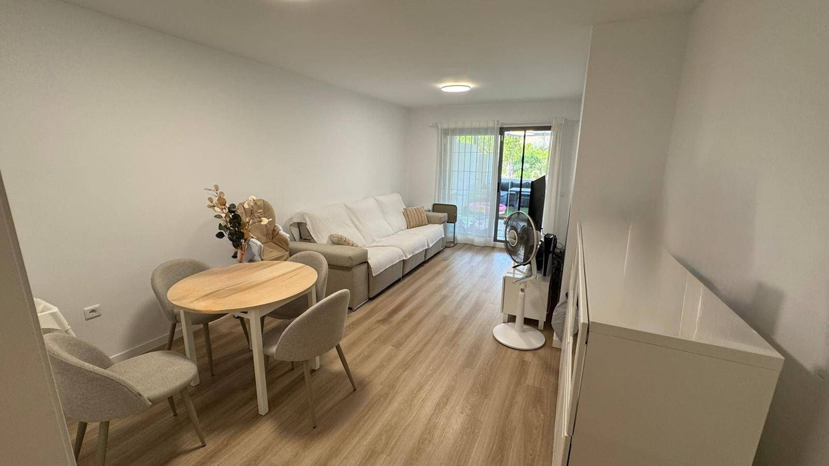 Appartement te koop in Fuengirola | 2 slaapkamers H5450443
