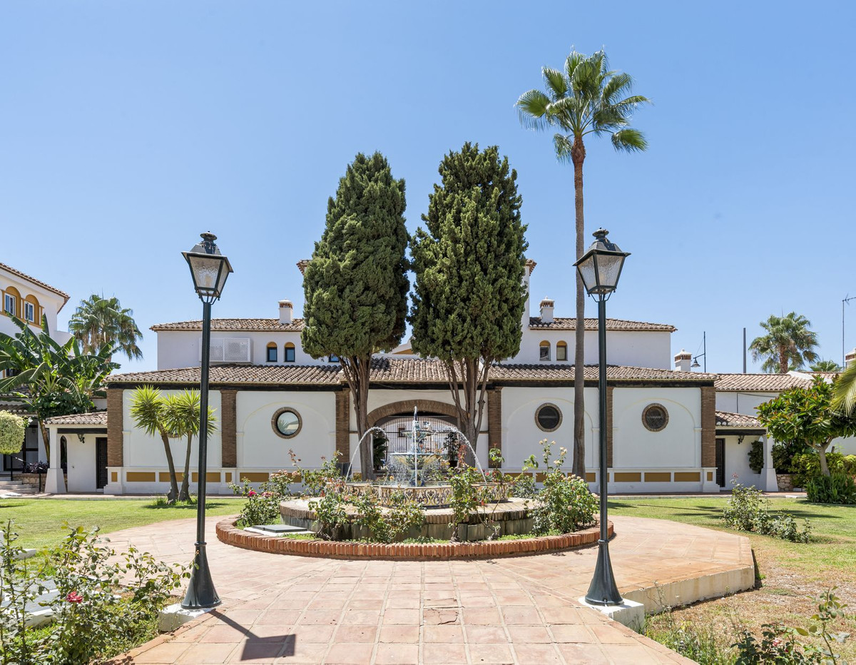 Appartement te koop in Fuengirola | 2 slaapkamers H5452153