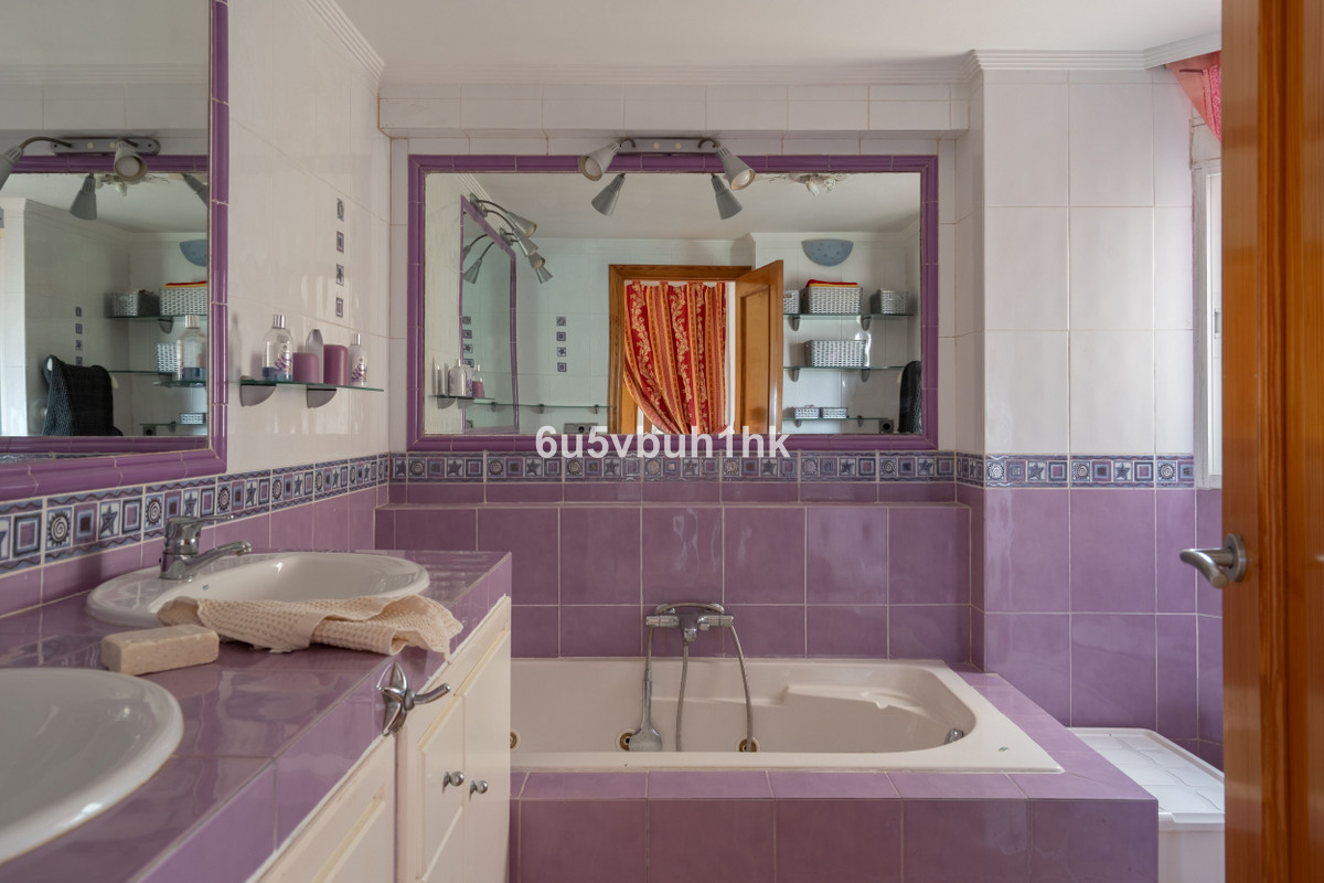 Appartement te koop in Fuengirola | 2 slaapkamers H5455909
